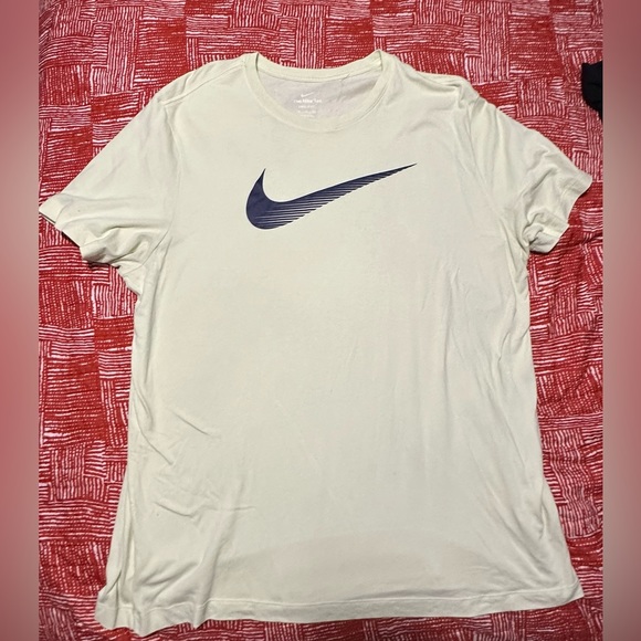 Nike Tee Men - Picture 1 of 3